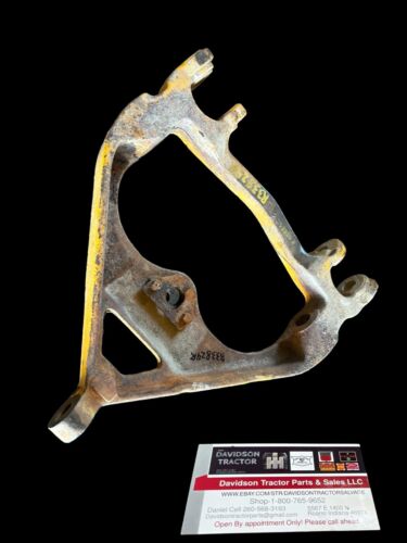 JOHN DEERE 4020 FRONT DRAWBAR SUPPORT AR40402 R33824R R40556R AR32494