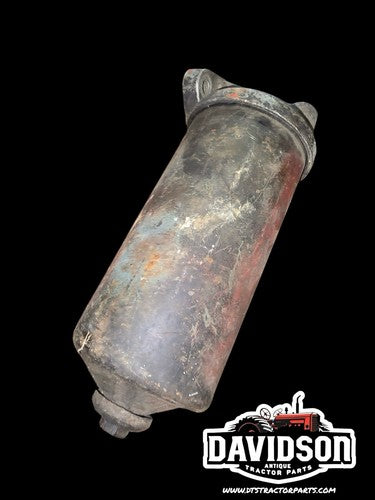 International Harvester 444 B275 Diesel Oil Filter Canister and mount IH BD154