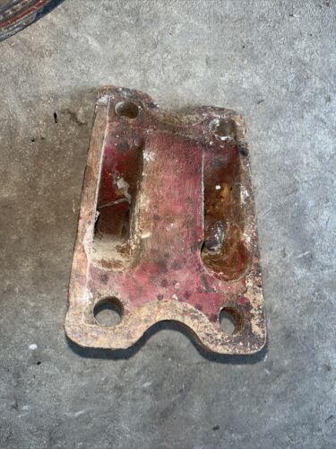 International 656 Bracket-link 525644R1