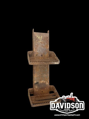 Massey Ferguson 1085 Steps Antique Tractor