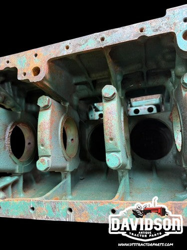IH INTERNATIONAL 484 DIESEL BLOCK D179 GOOD USED BLOCK 3055001R3
