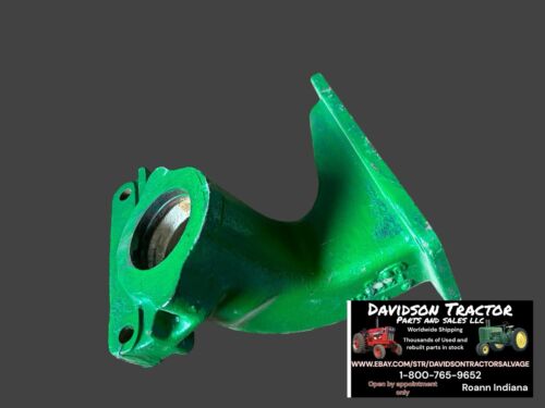 John Deere F2243R Housing Antique Tractor