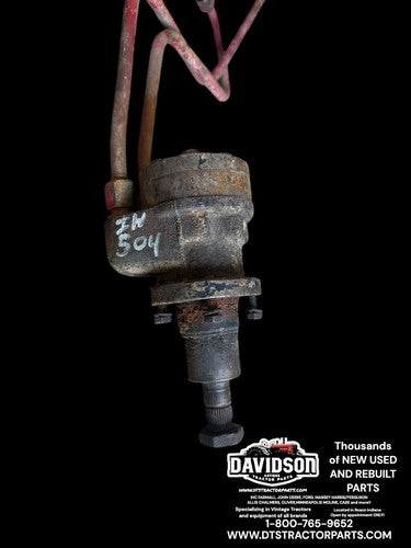 IH International 504 Utility Power Steering Motor With Lines Antique Tractor