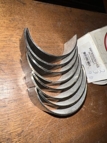 Red Power rod bearing set rp-30553514. International Harvester 239-D