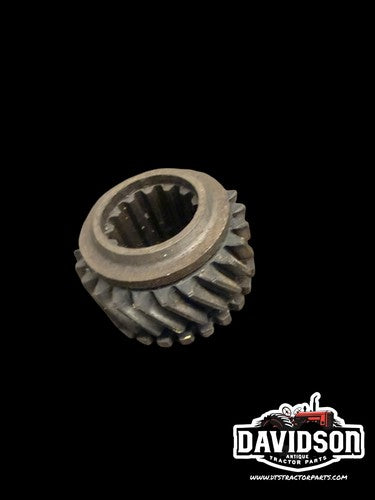 Oliver 550 Transmission Gear & Bushing 100011A Tractor