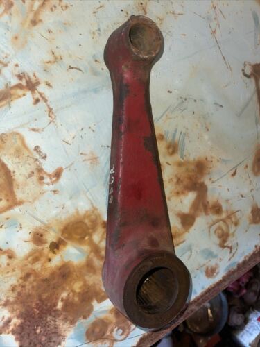 Farmall IHC 656 RC High Utility Tractor ORIGINAL IH Right Rockshaft lift arm.