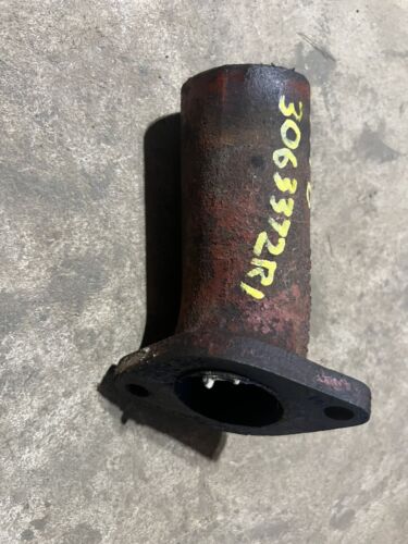 3063372R1 IH 444 Diesel Coolant Neck Antique Tractor