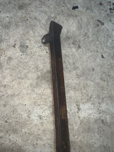 International 444 IH tractor ORIGINAL rear light wiring cover