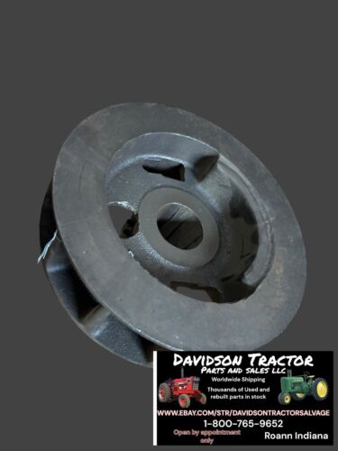 JOHN DEERE Used F37R Unstyled G TRACTOR CLUTCH DRIVER