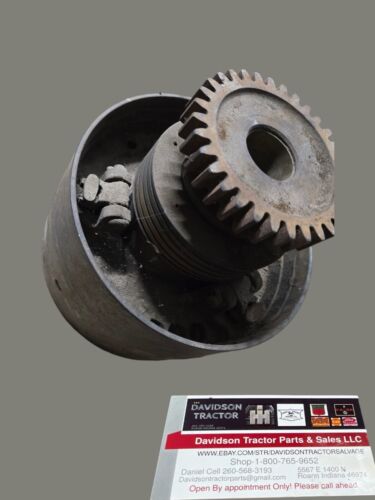JOHN DEERE B BELT PULLEY B136R  FITS UNSTYLED AND EARLY STYLED B