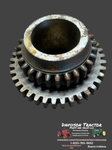 M1752T DM4268T JOHN DEERE 40 420 430 GEAR NEW OLD STOCK GENUINE JOHN DEERE