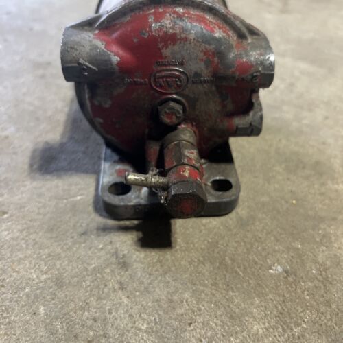 International 384 Tractor Fuel Filter Housing Antique Tractor