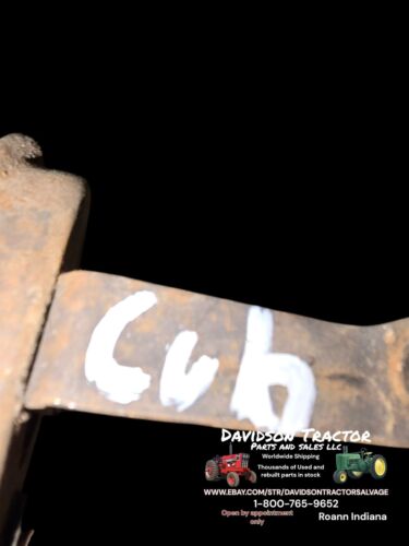 VINTAGE  IH FARMALL CUB LOBOY  154 185 TRACTOR -ENGINE OIL PUMP SCREEN