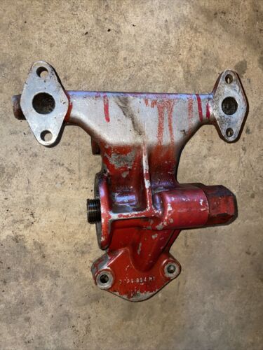 Case IH Oil Cooler Manifold & Bracket  3136384R1 For 826