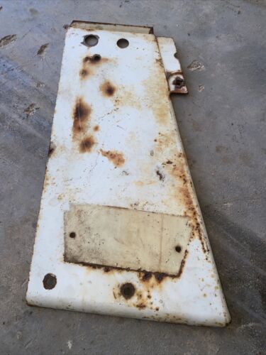 Farmall 706 Tractor IH IHC radiator white left side cover panel Original