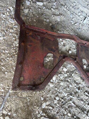 McCormick W9 WD9 Floor platform fender Mount Antique Tractor