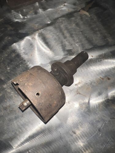 IHC Farmall 353898R1 Parts Distributor