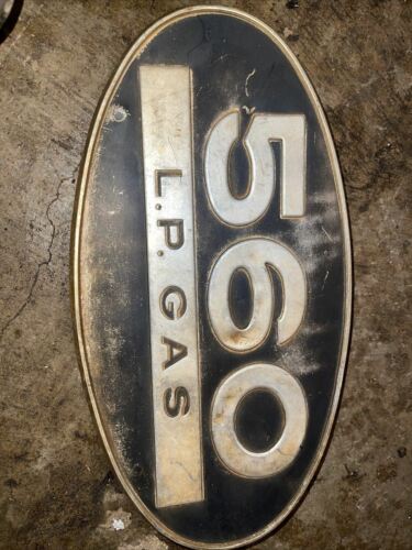 International Harvester Farmall 560 L.P. Gas Aluminum Side Emblem IH Tractor LP