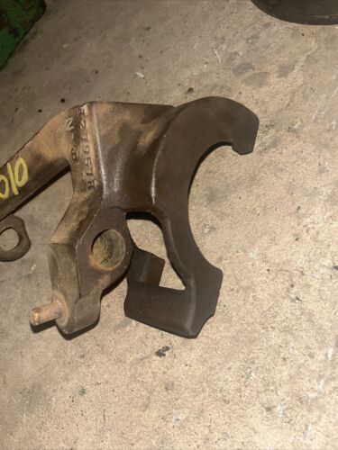 SHIFTER LOW & HIGH RANGE JOHN DEERE 3010 R27957R