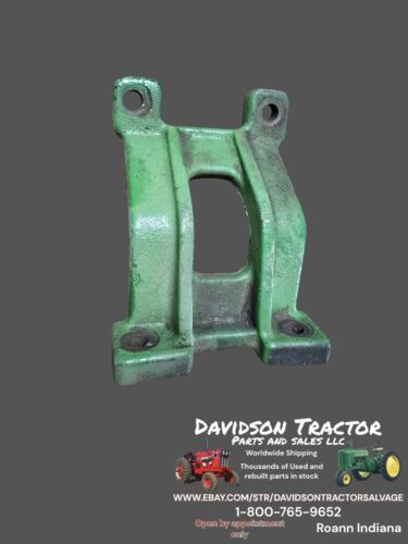 M3059T John Deere Radiator Support Bracket For 420, 430