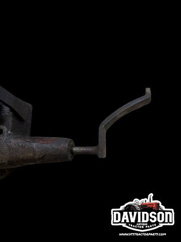 367706R1; Farmall Tractor Governor Housing; 140 240 340 404 444 424