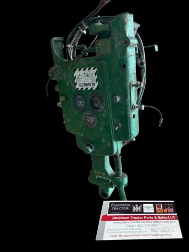 JOHN DEERE B DASH AND STEERING SUPPORT B1932R   CAST IRON DASH
