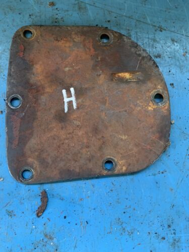 FARMALL H GOVERNOR HOUSING COVER
