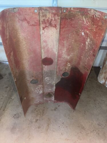 International IH Farmall 504 RC Tractor Hood