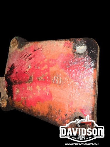 Farmall 560 660 International Cover-hydraulic Valve 370849R1
