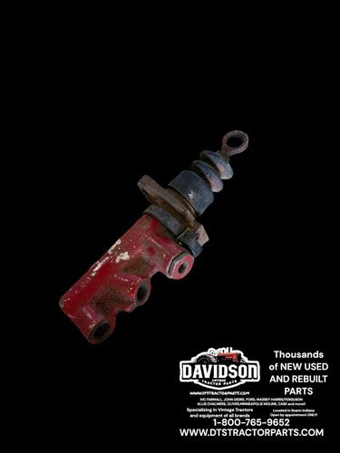 International 384 Brake Cylinder Antique Tractor