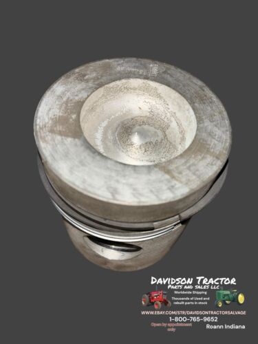 Genuine John Deere Piston Assy AR51799 New Old Stock