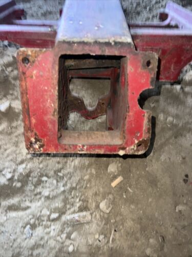 INTERNATIONAL 706 tractor dash housing steering motor bracket ih part casting