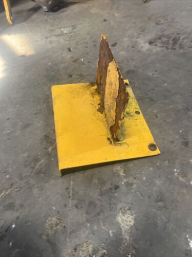 IHC Cub Low Boy 185 Battery Tray Antique Tractor