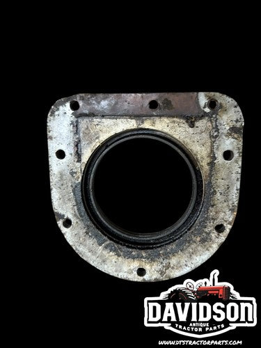 International 424 444 C-146 Engine Rear Oil Seal Retainer Antique Tractor