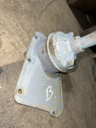 B700R Unstyled John Deere B tractor JD transmission cover oil breather tube cap