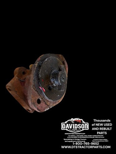 IH International Farmall C-135 Distributor Drive Housing Antique Tractor