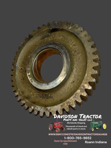 John Deere 2840 Tractor  Engine 6329DL Lower Idler Gear T26322