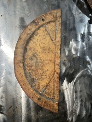 INTERNATIONAL FARMALL A,B,C,SUPER A,C FLYWHEEL COVER