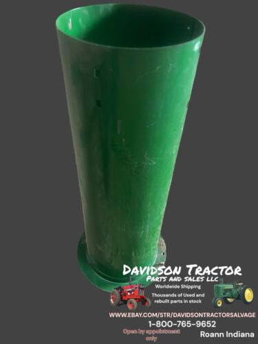 AH131907 LOADING AUGER HOUSING John Deere 9600 NEW OLD STOCK