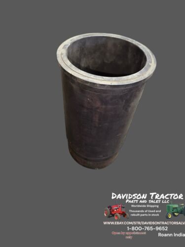 Genuine John Deere NOS R26120 Cylinder Sleeve 3010 Diesel
