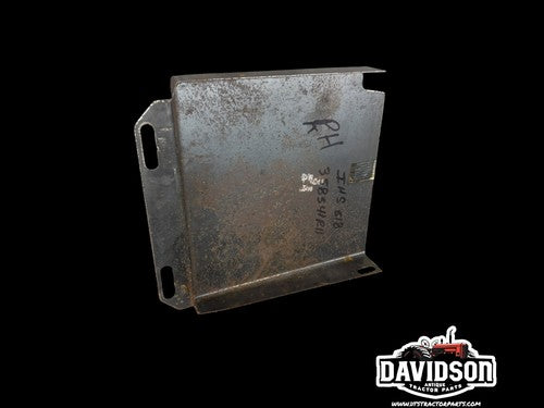 IH Farmall SA AV C SC 100 130 140 200 230 Battery Box Right Side Cover 358541R11