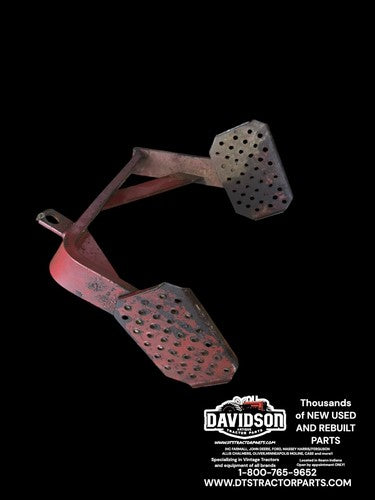 395123R1 Right Hand Step IH FARMALL 706 806 826 856 966 1066 Original