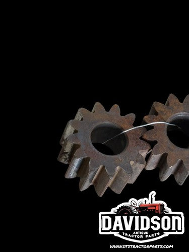 IHC Farmall Cub Oil Pump Gear Pair Antique Tractor