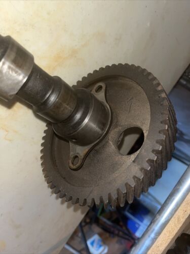 International Farmall 460 Gas Camshaft W/Gear 367240 R1   Antique Tractor