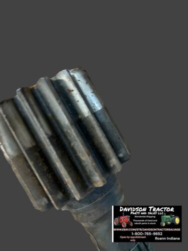JOHN DEERE 3020 FINAL DRIVE SUN PINION SHAFT BRAKE SHAFT R49427 R33494 R33494R