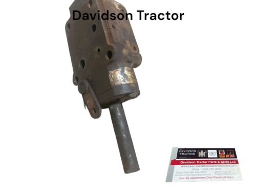 IHC Farmall Hydraulic Block Antique Tractor