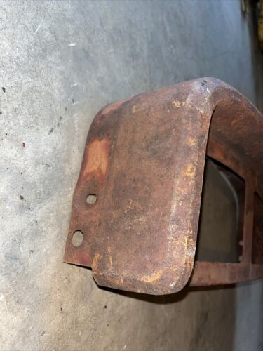 IH Farmall 560 Upper Grill bonnet antique tractor