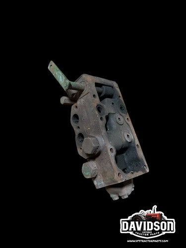 John Deere 520 530 620 630 720 730 Single Hydraulic Control Box F2831R.