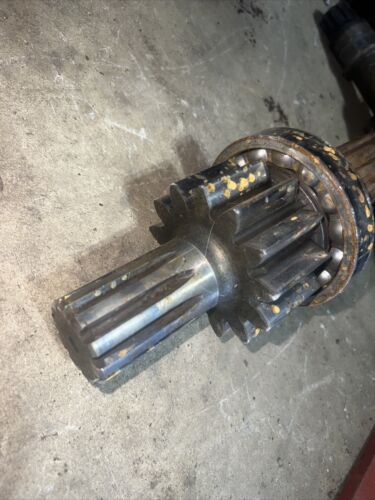 Farmall SM Super M 400 450 Bull Pinion Shaft