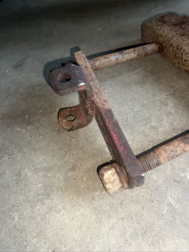FARMALL H SH M SM SMTA MD 300 350 400 450  TRACTOR DRAWBAR BRACKET